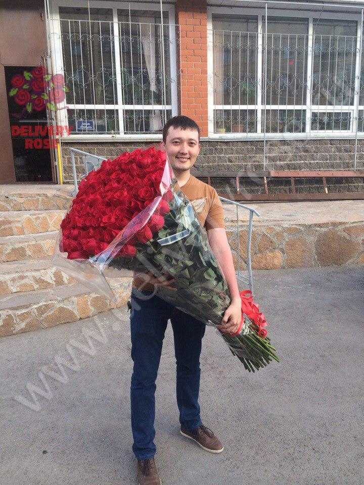 35 длинных роз 140 см