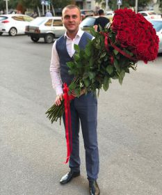 37 длинных роз 130 см